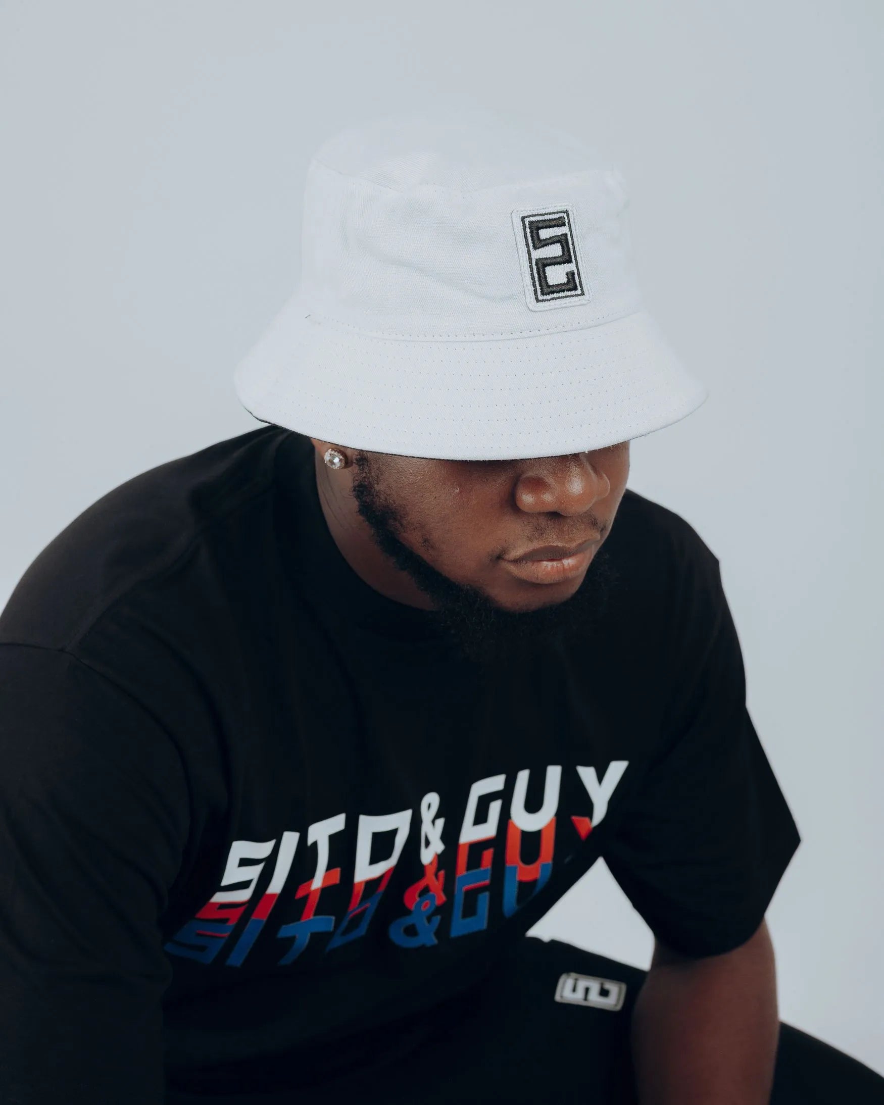 Sito & Guy Icon Bucket Cap in White